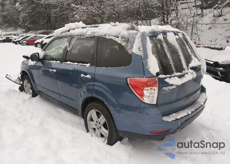 2010 Subaru Forester 2.5X Limited z USA, uszkodzony, nr VIN JF2SH6DC8AH788443